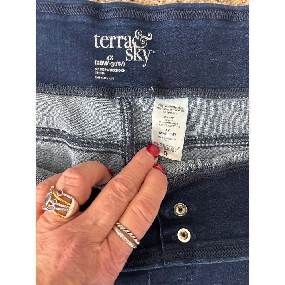 Terra & Sky Women's Plus Size 4X (28W-30W) Dark Blue Stretch Denim Jeggings - Picture 3 of 6